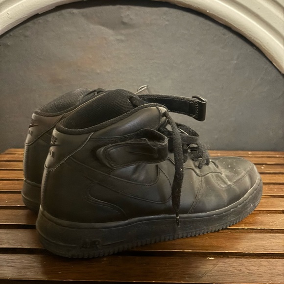 Nike Men's Black Air Force 1s High-Top Sneakers Size 10.5 - Picture 6 of 10